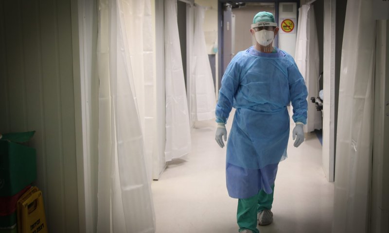 האטה בהתפשטות: 15,443 חולי קורונה, 201 נפטרים