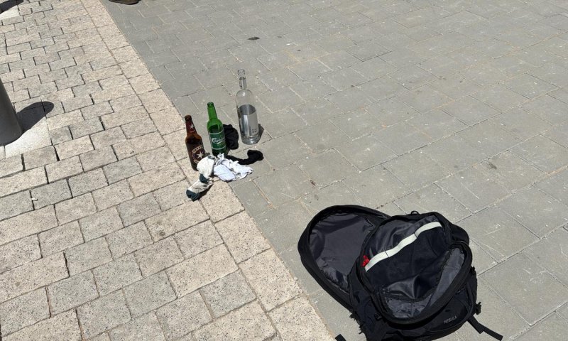 תייר נעצר לאחר שהניח תיק עם בקבוקי תבערה ליד שגרירות ארה"ב