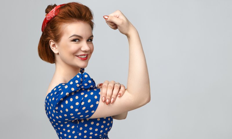 "להיות פמיניסטית זה להאמין שנשים שוות לגברים"