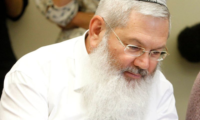 הצעת חוק: שר הדתות יוכל לפטר רבנים שלא מתפקדים