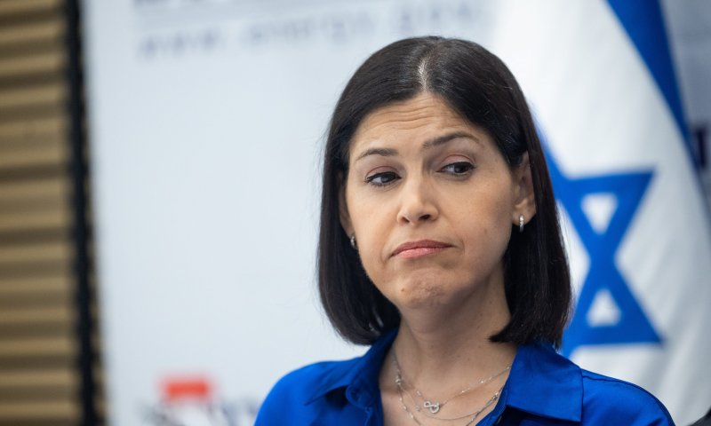 חצי שנה הלכה לפח: אלהרר מחדשת את חיפושי הגז