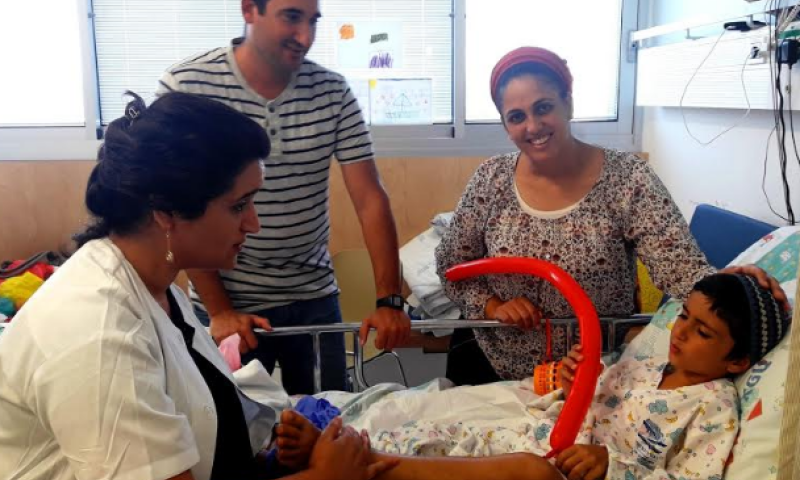 בן 6 עבר החייאה לאחר שהוכש על ידי נחש