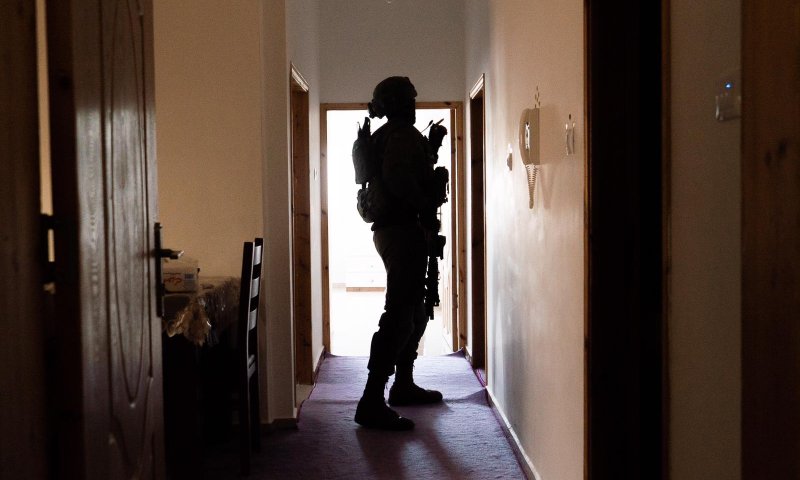 "להרוס את בתי המסייעים למחבל מצומת תפוח"