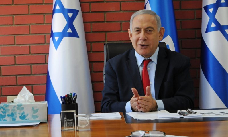 עוה"ד של מני נפתלי: הסיבה לחקירה &ndash; רדיפת נתניהו