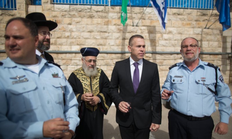 טירוף: הרבנים הראשיים יעברו בידוק בטחוני