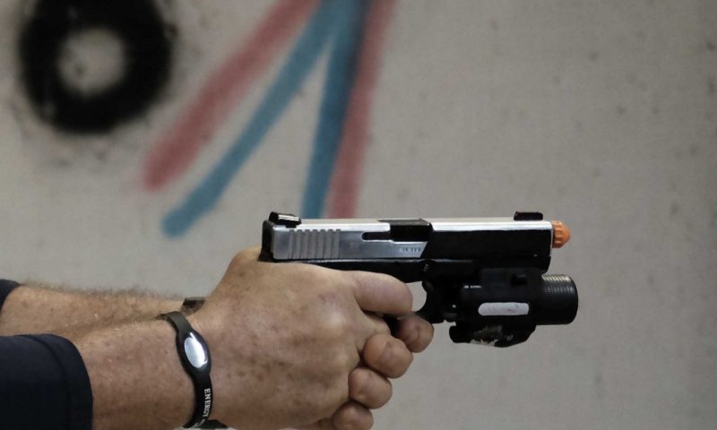 מזעזע: פוליטקאי הודי נרצח בשידור חי