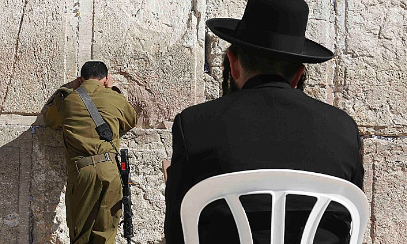 גם וגם: התשובה לשני הקליפים "הרשמיים" על חרדים וצה"ל