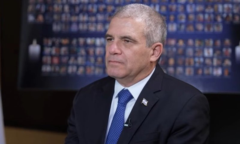 מאוד כעסתי על האיומים באמברגו": גל הירש פותח את הכל