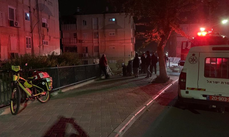 שני פצועים קשה בשריפה שפרצה בדירה באופקים