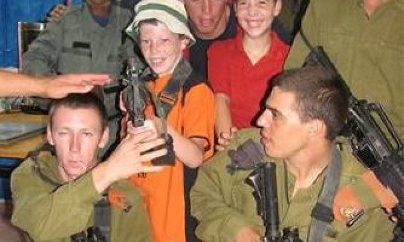 חיילים ליום אחד: הילדים המיוחדים של "נופשון שומרון"