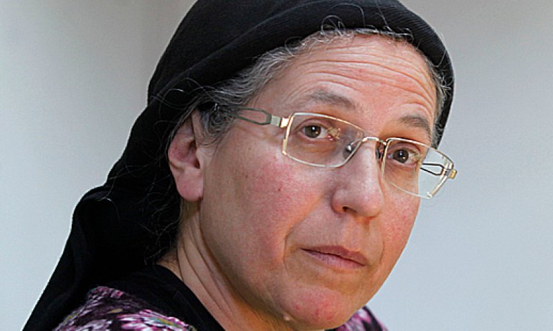 אורית סטרוק כתבה "מודה לקב"ה שלקח את שרון" &ndash; והתנצלה