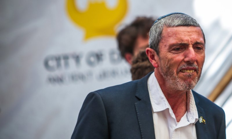 זו התשובה שהרב רפי היה צריך לענות לדנה וייס