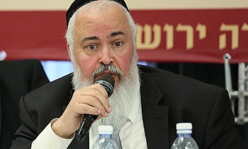 שוחד בחירות: כתב אישום נגד ראש מועצת עמנואל