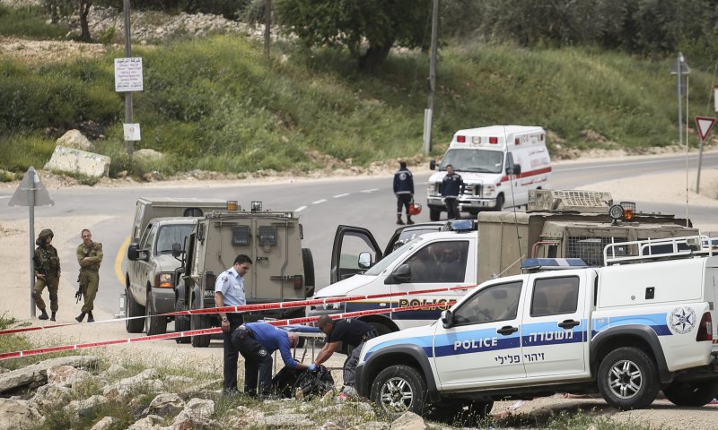 פיגוע דקירה בשומרון: לוחם נפצע קל; המחבל חוסל