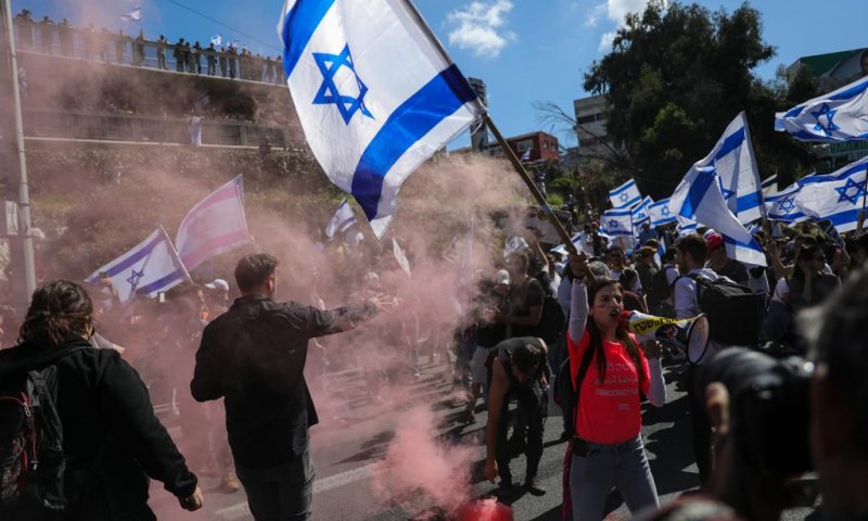 איילון נפתח לתנועה; 15 מפגינים נעצרו