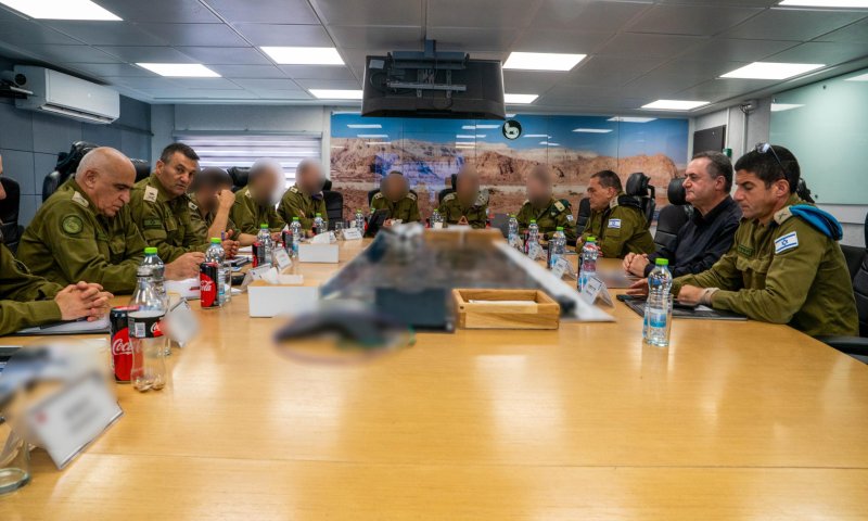 כ"ץ בפיקוד הדרום: "לקרוא לדגל, להכניע את חמאס"