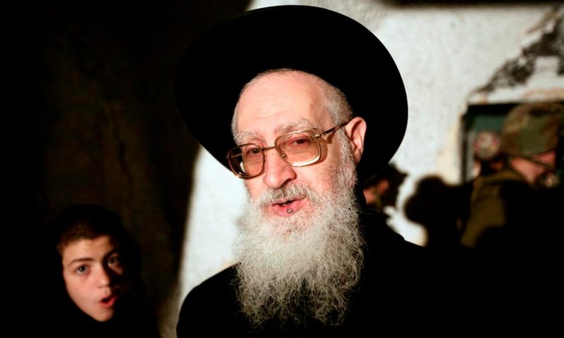 צו מעצר נגד הרב יעקב יוסף: "השוטרים הגיעו גם אליי"