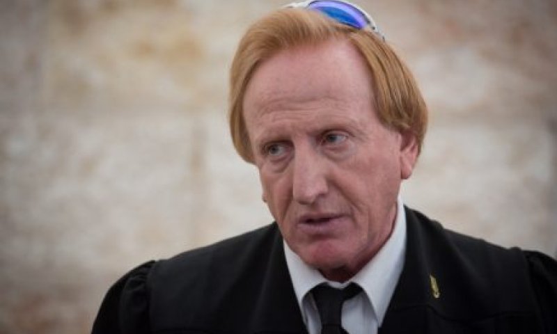 עשרה חודשים אחרי: תביעת דיבה נגד 'ישראל היום'