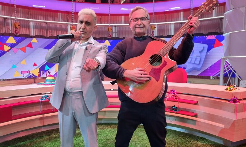 הערב בארץ נהדרת: קובי פרץ וחנן יובל באים לפייס