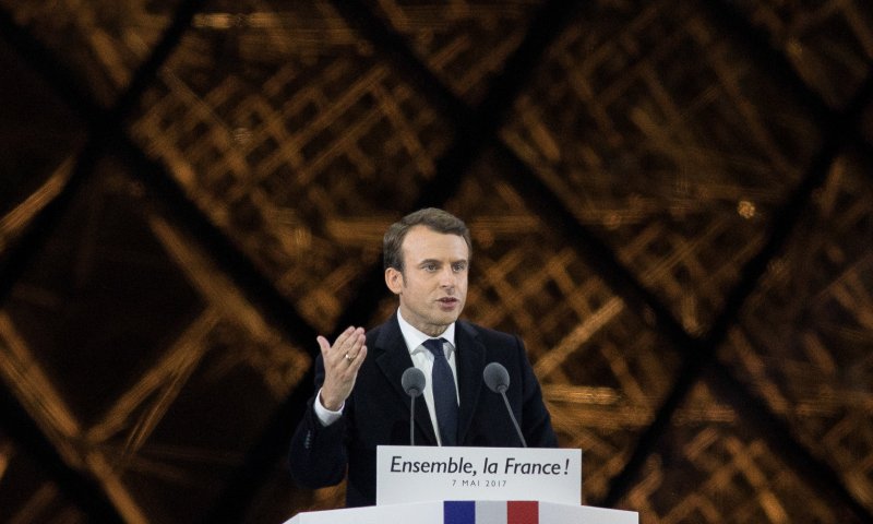 צפו: מקרון מפציר ברוחאני להיפגש עם טראמפ