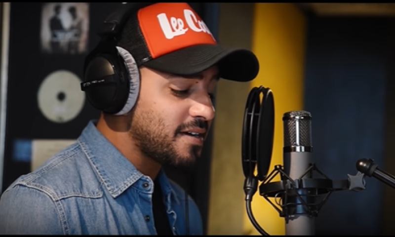 צפו: איתי לוי במחווה מיוחדת ליגאל בשן