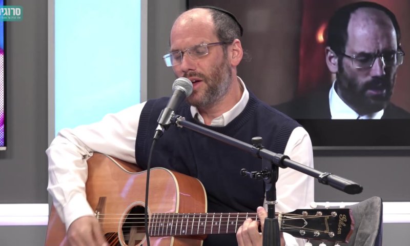 ספיישל בסרוגים: אהרן רזאל בביצוע מיוחד ל"ימי קורונה"