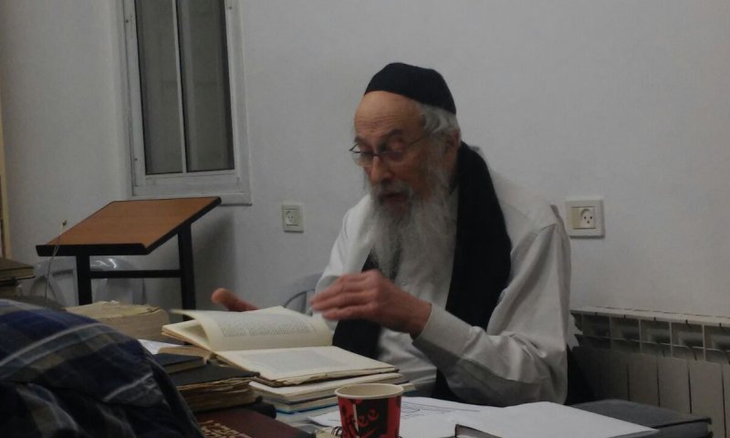 "הרב טאו מרחיק את הדור הצעיר מרבותיו"