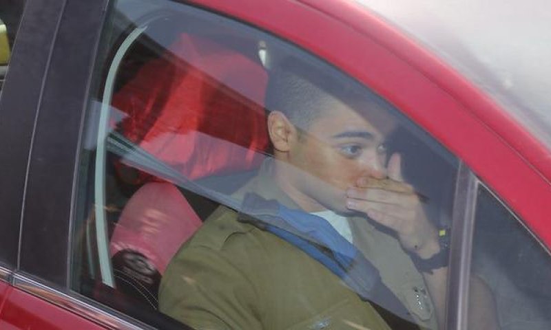 "ברוך הבא ילד שלי": אלאור אזריה שוחרר לביתו