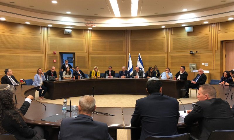 נתניהו דחה את מינוי שרי החינוך והמשפטים