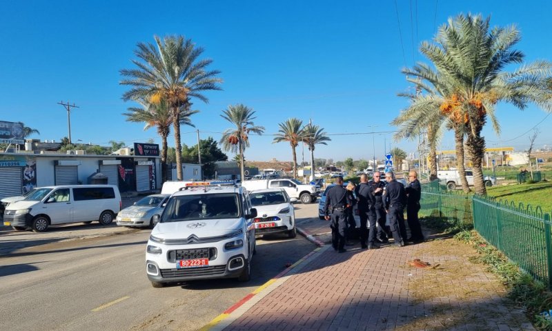 תל שבע: שוטרים הותקפו במחסום במהלך בידוק