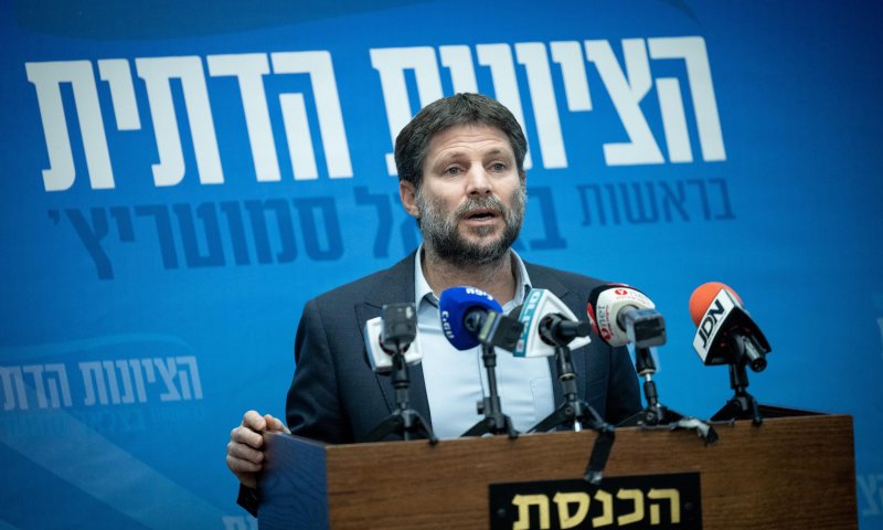 הציונות הדתית: מתקפה שקרית על צה"ל ובנט שותק