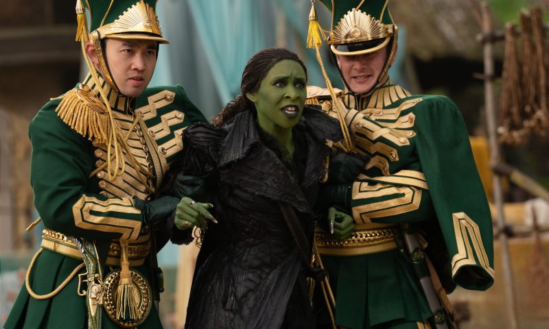 לראשונה: תמונות שטרם פורסמו מ"מרשעת 2"