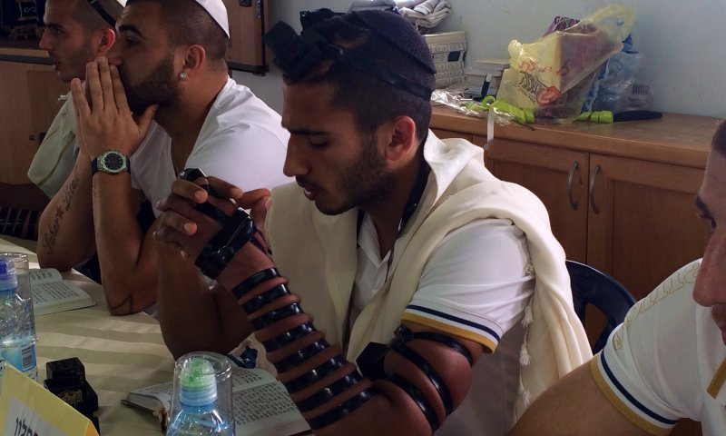 תלמידים לשחקני מכבי נתניה: "העבירו את משחקי הליגה משבת לראשון"