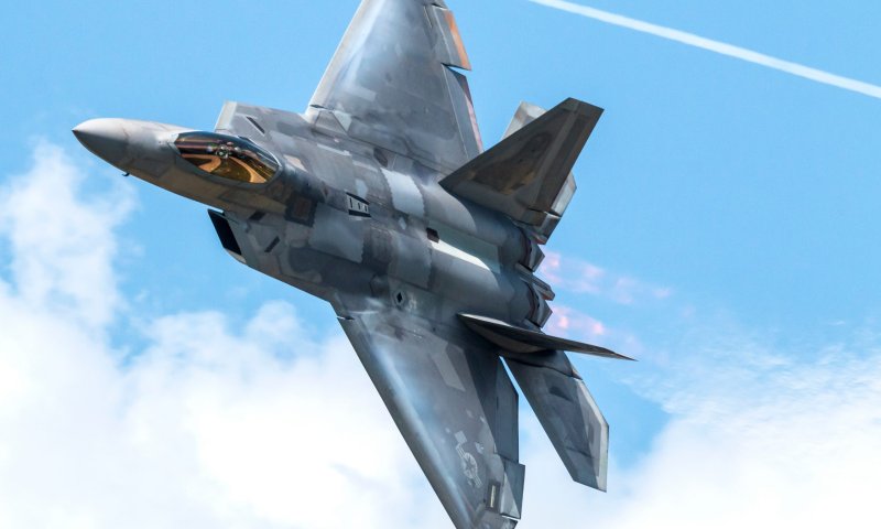 דיווח: טראמפ אישר מכירה של מטוסי F-22 לישראל