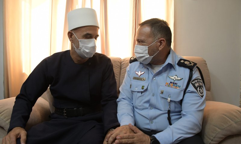 המפכ"ל למשפחת המתנדב שנרצח: יש לכם משפחה חדשה