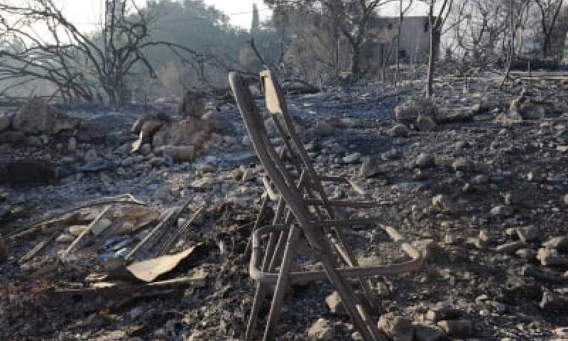 אזהרה לציבור: לא להגיע לאזורי השריפה בכרמל