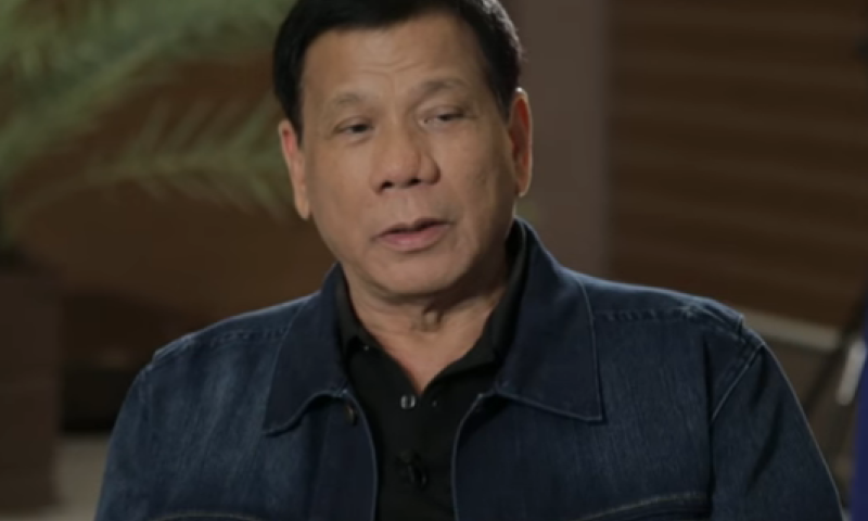 אחרי 'סערת היטלר': 'הנשיא המקלל' יגיע לישראל