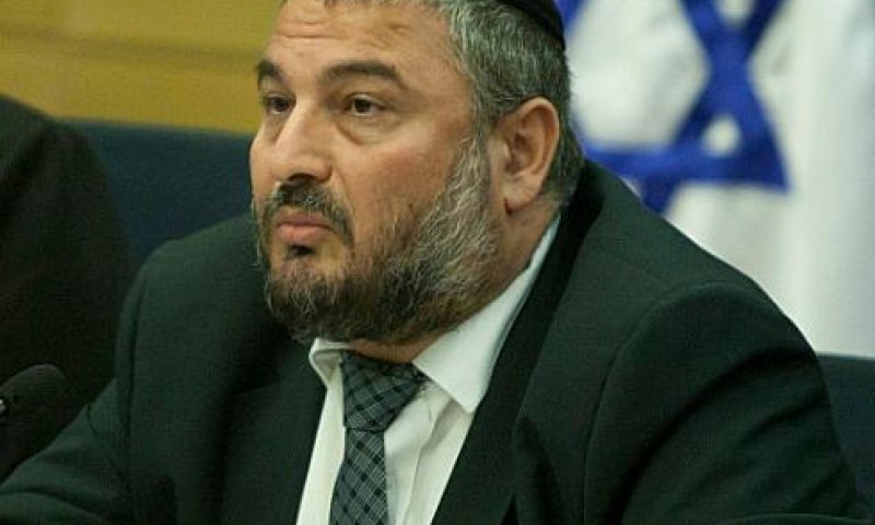 החרדים בלחץ: תפילה למען משה אבוטבול