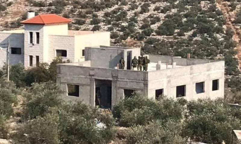 דיווח פלסטיני: צה"ל כיתר את בית המחבל מברקן