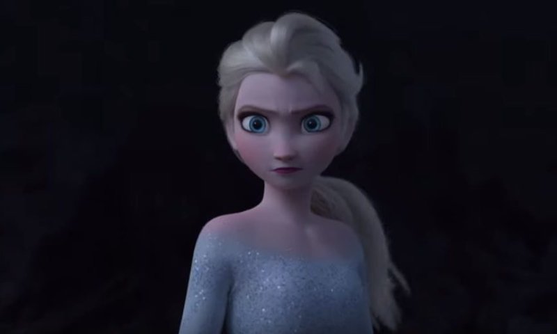 היא חוזרת: הסרט השני והמוזר של אלזה נחשף. צפו