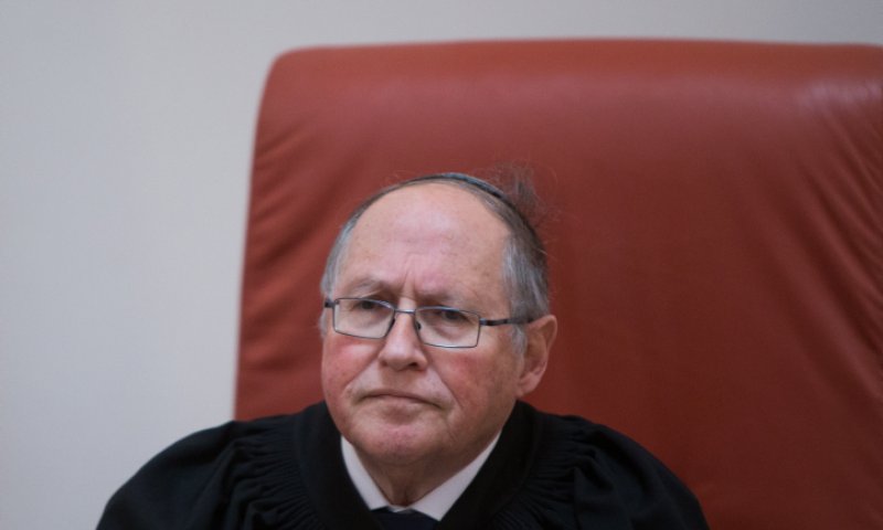 "להחזיר אישה להיות עגונה? שומו שמים"