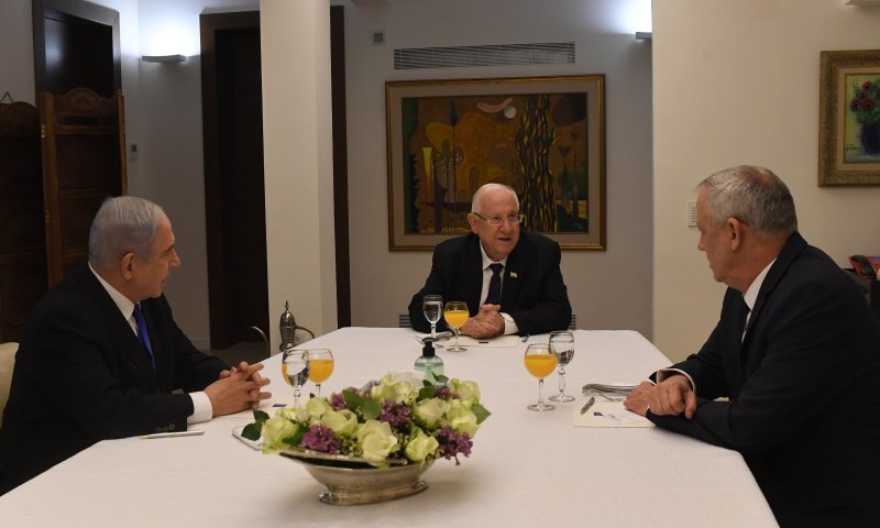 ב"אווירה טובה": גנץ ונתניהו נפגשו עם הנשיא