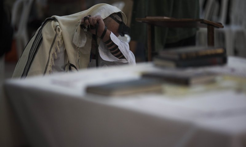 עשרה בטבת: "מה איכפת לי שאין בית מקדש?!"