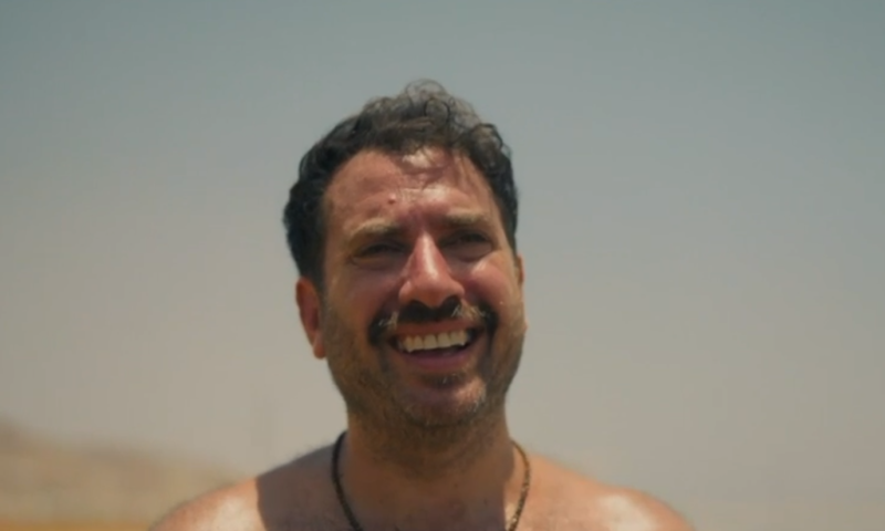 אביהו פנחסוב משתלט שוב על המסך ב"רצח בים המלח". צפו בהצצה