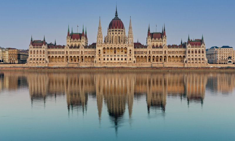 נדיר ושונה מהכנסת: כך מפזרים פרלמנטים בעולם