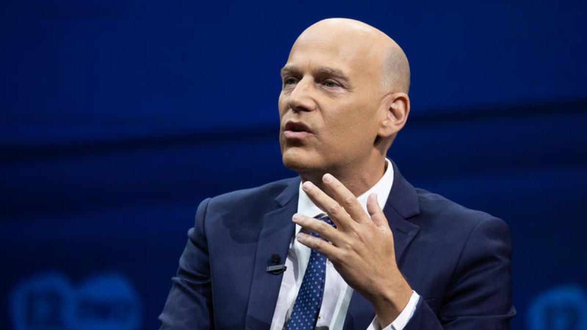 גיא פלג בתגובה ראשונה לבקשת החנינה של נתניהו - סרוגים