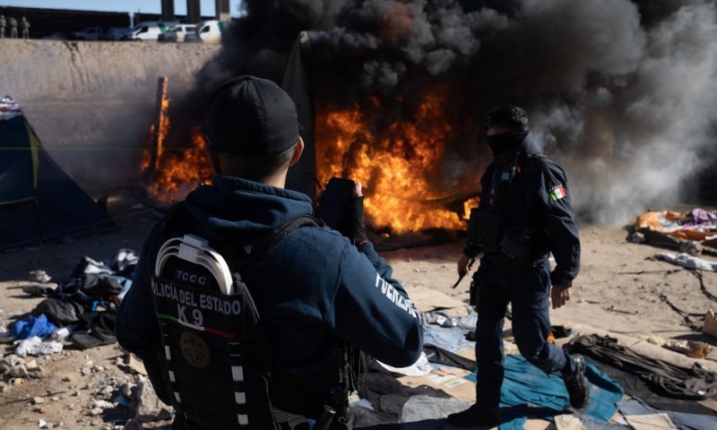 שריפה בגבול מקסיקו: 39 הרוגים במתקן מהגרים