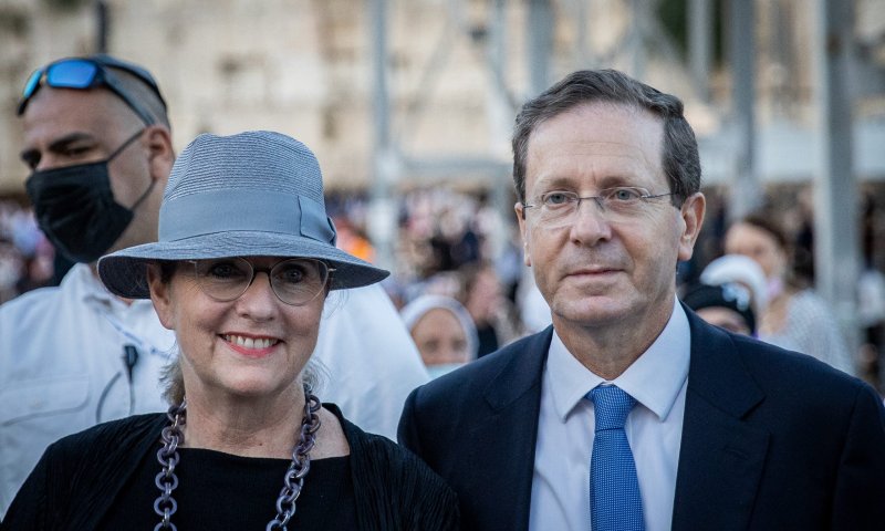 הנשיא ישתתף בהכתרת המלך: כך ידאג לכבוד השבת