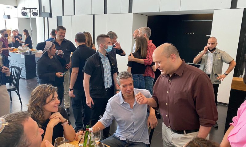 בנט: אנחנו קואליציה אחרת, להתרומם מעל המפלג