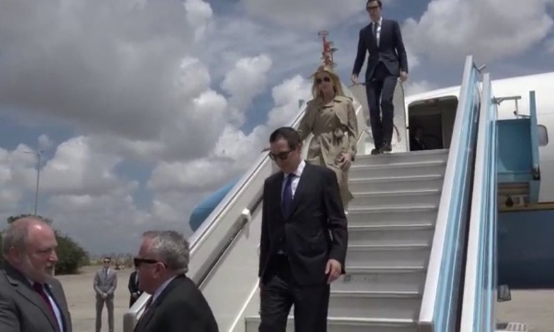 לקראת פתיחת השגרירות: איוונקה טראמפ נחתה בארץ